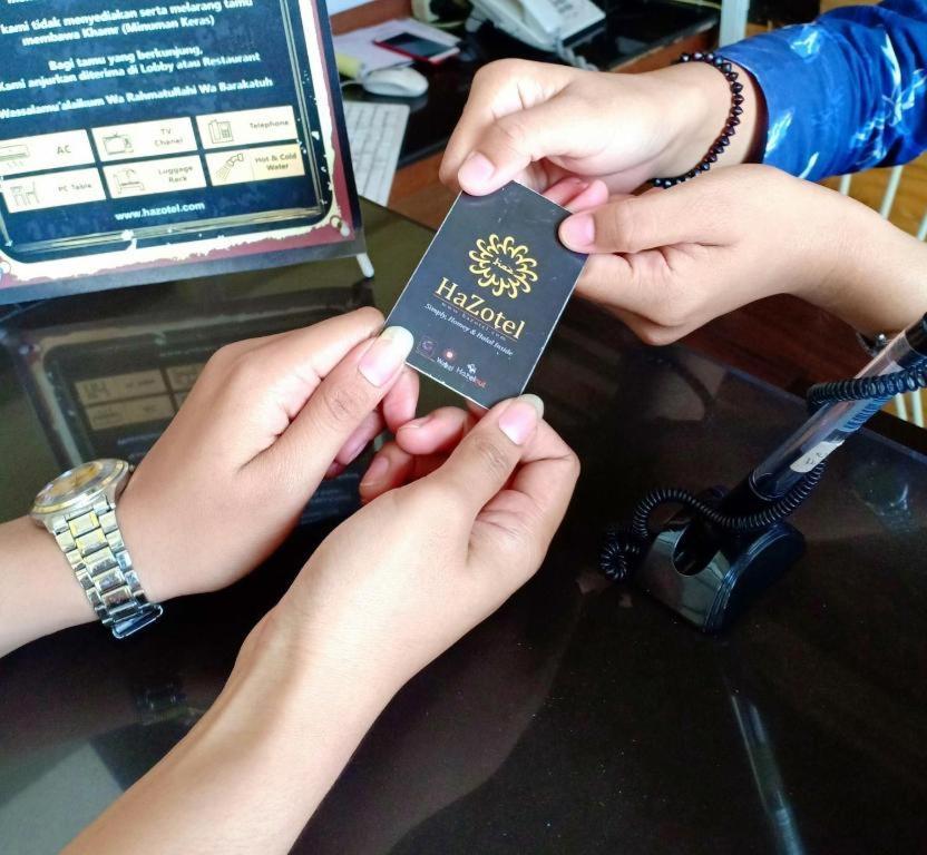 Hazotel Semarang Esterno foto
