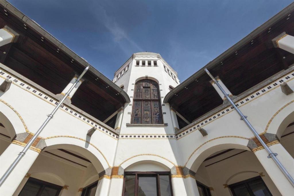 Hazotel Semarang Esterno foto