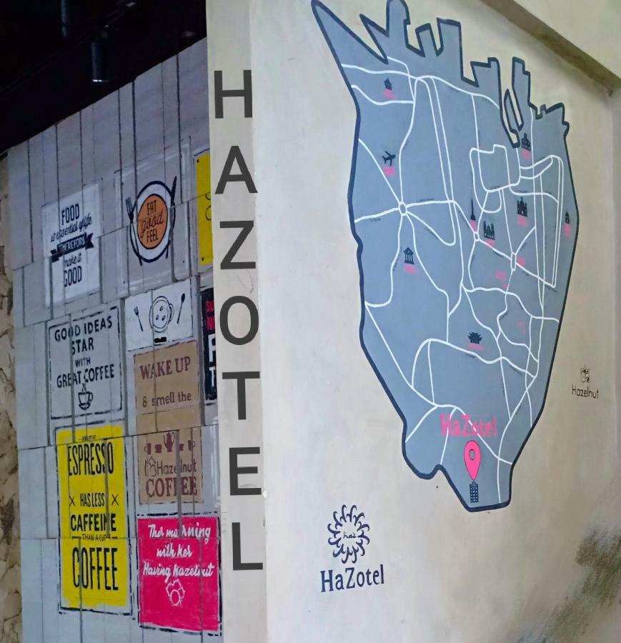 Hazotel Semarang Esterno foto