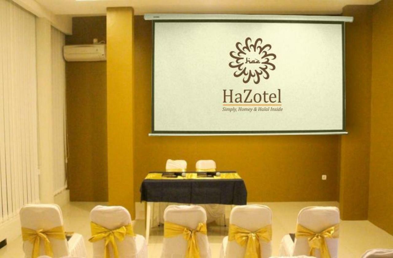 Hazotel Semarang Esterno foto